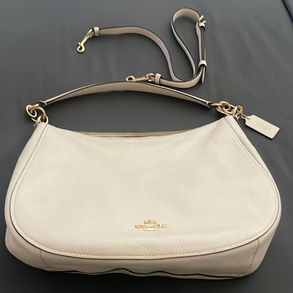 Women’s coach purse and sandals like new